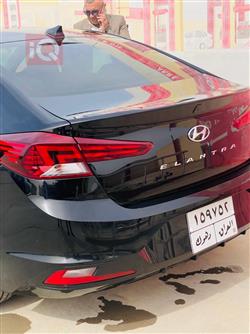 هیوندای ئەلەنترا